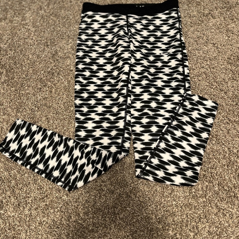 Nike dry-fit leggings